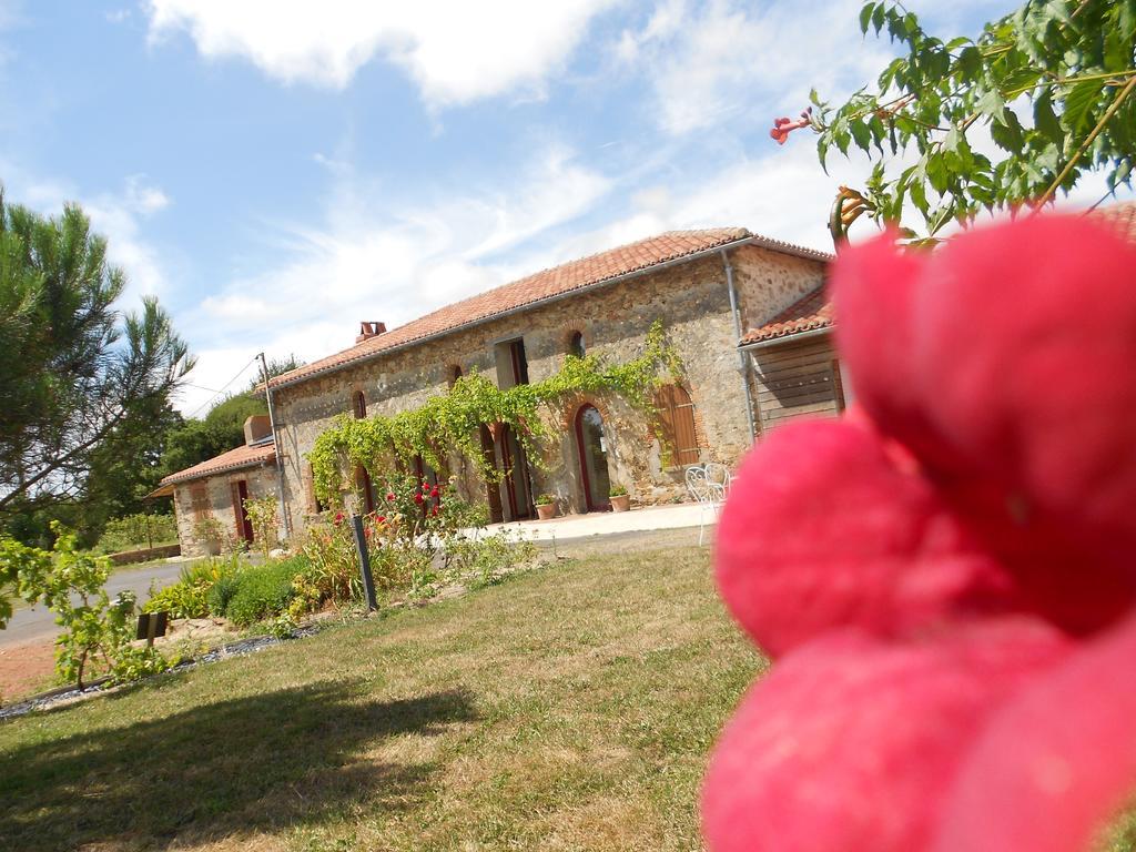 Chambres D'Hotes Le Chateau Rouge Saint-Germain-sur-Moine Экстерьер фото
